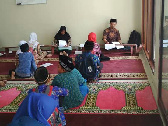 Di Masjid Nurul Huda Tiris Munaqosah Level B Tingkat Kec. Badau Digelar 2 IMG 20180409 WA0001