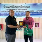 Cendikia Matematika UGM Sambangi SMAN 1 Gantong