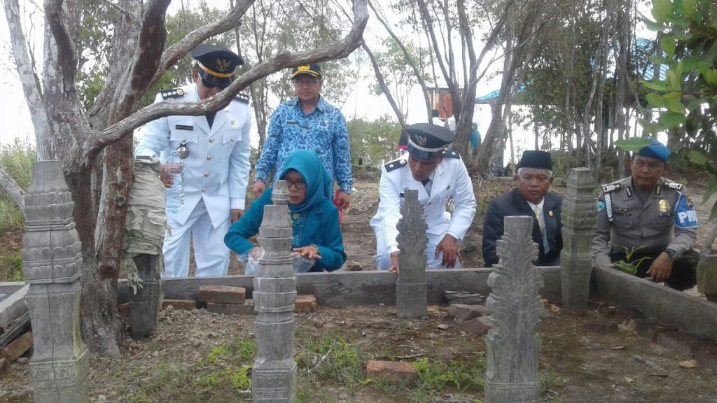 Pengibaran Sang Merah Putih Di Situs Gunung Lilangan Digelar 2 IMG 20180817 WA0004