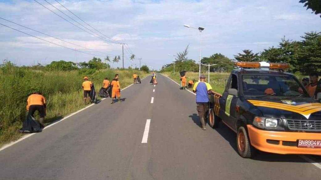 Kaitan HJKT 181, DLH Kerahkan Upaya Ciptakan Kebersihan & Bebas Sampah 2 FB IMG 1561515576347