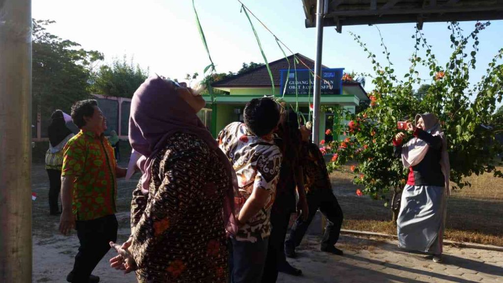 Lomba Tujuhbelasan Di Halaman Kantor DPPKBPMD Belitung 2 IMG 20190829 WA0009 1