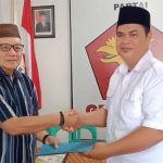 A. Rani Rasyid Daftar Ke Gerindra Beltim Sebagai Bacalon Wabup Beltim