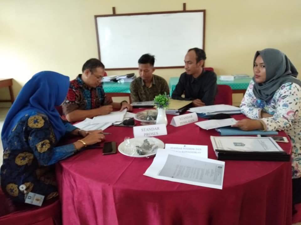 Tim Asesor Bpk.Gama Santosa & Ibu Dalifah Yunus Kunjungi SMKN I Sijuk 2 FB IMG 1570205980134