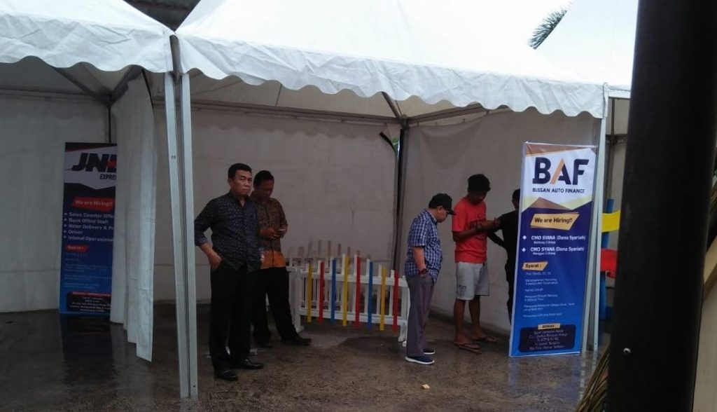 Dinas KUKMPT Belitung Tinjau Persiapan Stand Job Fair Di Tanjung Kelayang 2 1573719200368 1573719273713