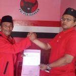 Rozali Daftar Ke PDI Perjuangan Sebagai Bacalon Wabup Beltim