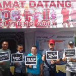 Kadisnaker Provinsi Babel Tinjau Stand Job Fair Di Tanjung Kelayang