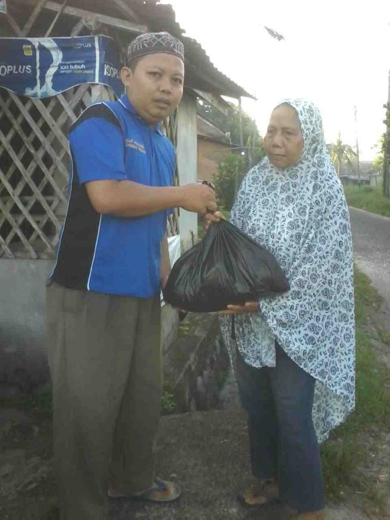 DMI Tanjungpandan Salurkan Bantuan Warga Dirumahkan & Fakir Miskin 2 IMG 20200405 WA0001