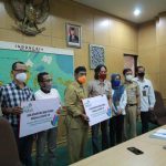 Solidaritas Belitong Peduli Covid-19 Serahkan APD Kepada Pemkab Belitung