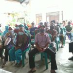 Pemdes Badau Bagikan BLT DD Tahap 7
