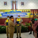 Kadin DLH Belitung Terima Penghargaan dari LAM Belitung
