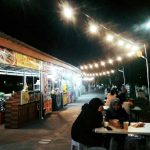 Nikmati Aneka Makanan & Minuman di Food Street