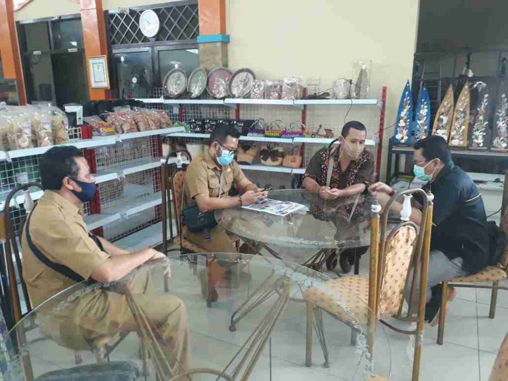 Kabid KUKM Silaturahmi ke Galery KUKM Belitung 2 IMG 20210119 WA0028