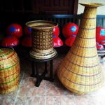 Tudong Saji & Kap Lampu Hias Ada di Pasar Manggis Tradisional Aik Raya