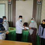 Kemenag Belitung Salurkan Bantuan Fisabillah dari Baznas ke Guru Madrasah