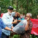 Di Kembiri, Dinas Perikanan Belitung Lakukan Restoking Ikan Air Tawar.