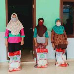 Pemdes Ibul Salurkan Bantuan PKH dan BST