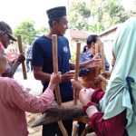 Dulmulok & Permainan Lesong Batang Tampil di Acara Maras Tahun di Kembiri