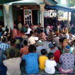 Makan Lepat Bedulang & Emping di Maras Tahun di Aik Gede