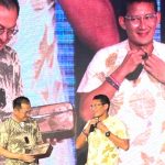 Baju Kaos Ecoprint Buatan Kalaju Suak Gual-Belitung dipakai Menparekraf RI Sandiaga Uno di Earth Festival 2022