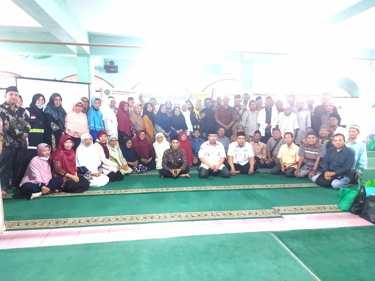 Kepala Kemenag Belitung Tutup Bimbingan Manasik Haji Tingkat Kecamatan se-Belitung, Termasuk Gambaran Keberangkatan Calhaj ke Tanah Suci 4 IMG_20230521_214554