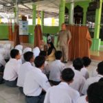 Terkait Persiapan Keikutsertaan dalam ANBK, Wakasek Bidang Kesiswaan  SMA Negeri 2 Tanjungpandan Beri Arahan kepada Murid Kelas XI