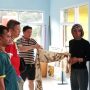 Galeri De Gaul Kalaju Ecoprint di Kampung Nelayan Maju Memikat Wisatawan dari Cina