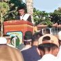 Sholat Idul Fitri di Halaman Kantor Bupati Belitung: Khotib Hifrianto Ajak Umat Muslim Bijak Bermedia Sosial