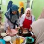 Penyuluhan Perikanan Berikan Materi kepada Ibu PKK untuk Belajar Cara Membuat Fish Samosa di Tanjungpandan