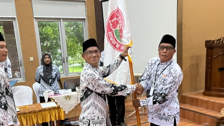 AddText_06-30-12.38.06 AddText 06 30 12.38.06