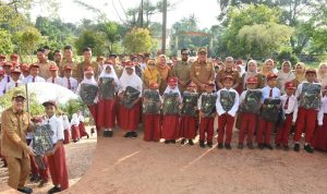 AddText_07-29-07.50.23 AddText 07 29 07.50.23