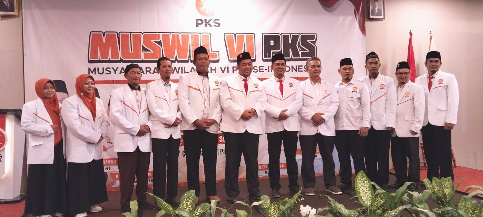 AddText_08-24-04.12.30 AddText 08 24 04.12.30