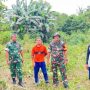 Kaitan  Pembangunan Koperasi Merah Putih di Desa Keciput, Danramil 414-/Tanjungpandan Mayor Cke Ihsan  dan Babinsa Gelar Gotong Royong dan Pembersihan Lahan