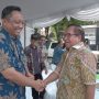 Senator Darmansyah Husein Tinjau Gerakan Pangan Murah di Tanjungpandan