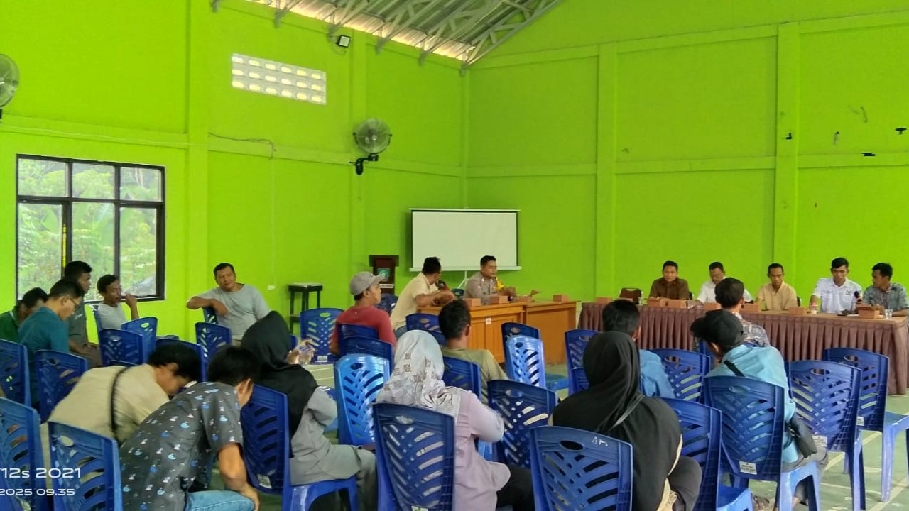 AddText_10-28-02.33.18 AddText 10 28 02.33.18