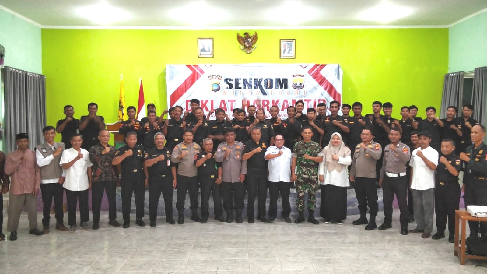 AddText_10-29-10.00.43 AddText 10 29 10.00.43