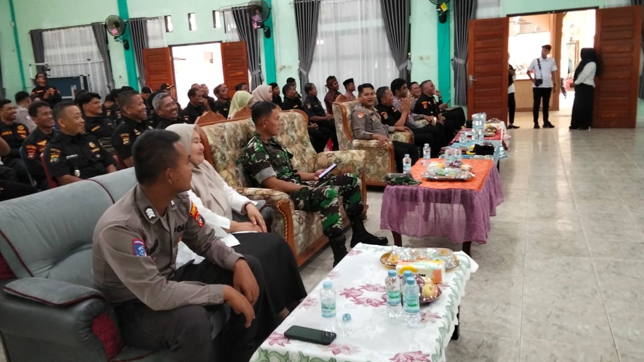 Danramil 414-02/Manggar Hadiri Diklat Harkamtib Senkom Kabupaten Belitung Timur 2 AddText 10 29 10.00.56