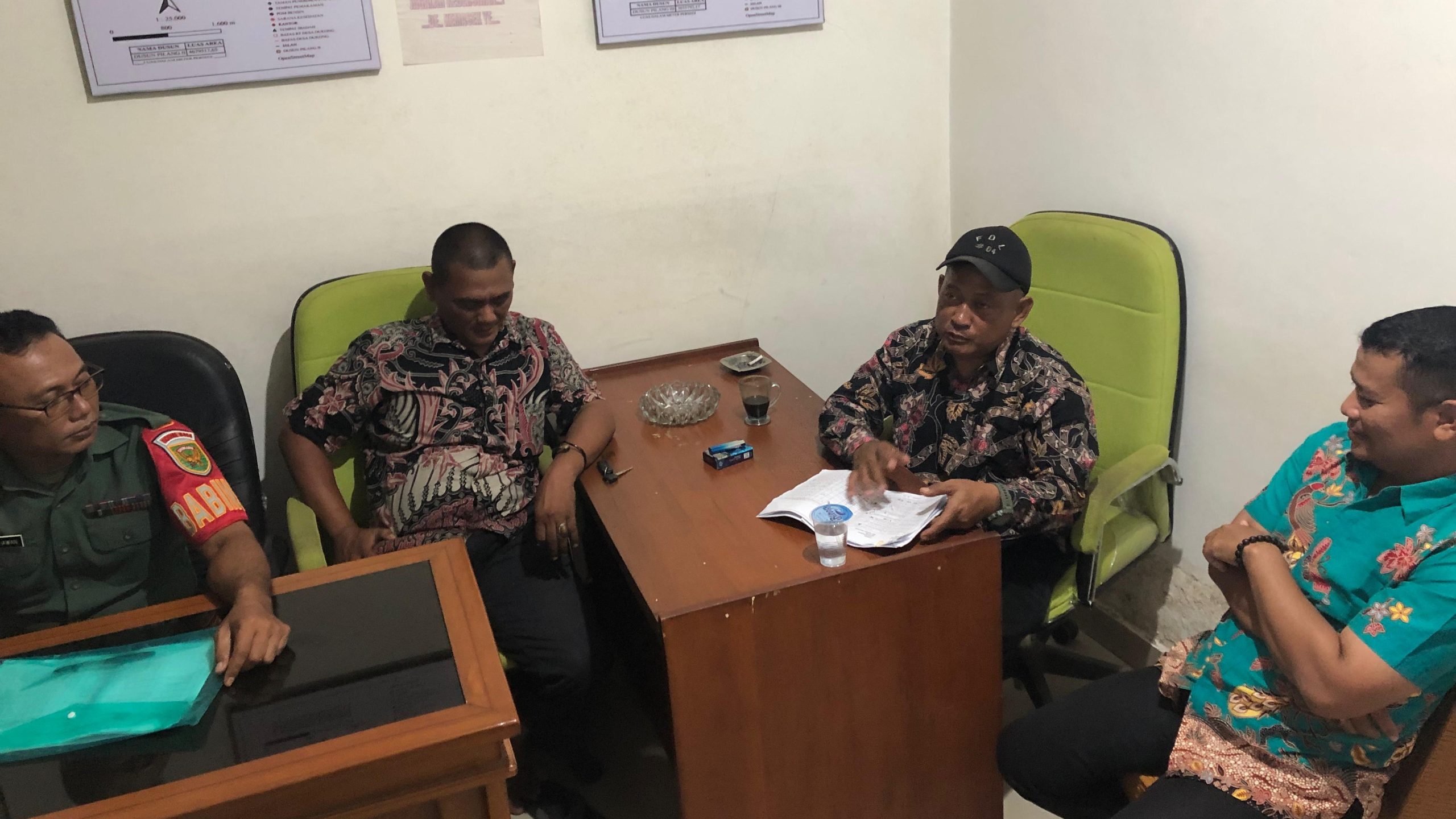 Babinsa Desa Dukong Gelar Komsos  Bersama Perangkat Desa Bahas Rencana Karya Bhakti Tahun 2026 2 AddText 10 30 03.25.55 scaled