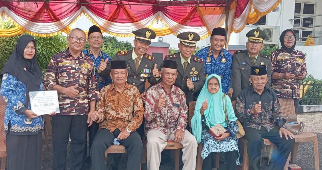 AddText 11 10 04.19.14