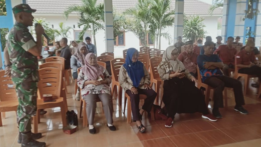 Babinsa Desa Air Merbau Pelda Suminto Hadiri Musyawarah Desa Air Merbau Tentukan RPJM 2024–2026 2 AddText 11 13 03.34.31