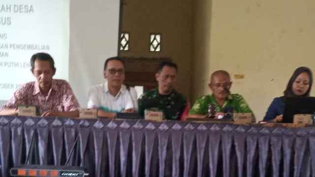 AddText_11-24-03.08.53 AddText 11 24 03.08.53