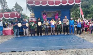 AddText_11-29-04.19.32 AddText 11 29 04.19.32