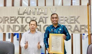 AddText_12-13-05.25.03 AddText 12 13 05.25.03