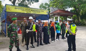 AddText 12 27 01.57.01