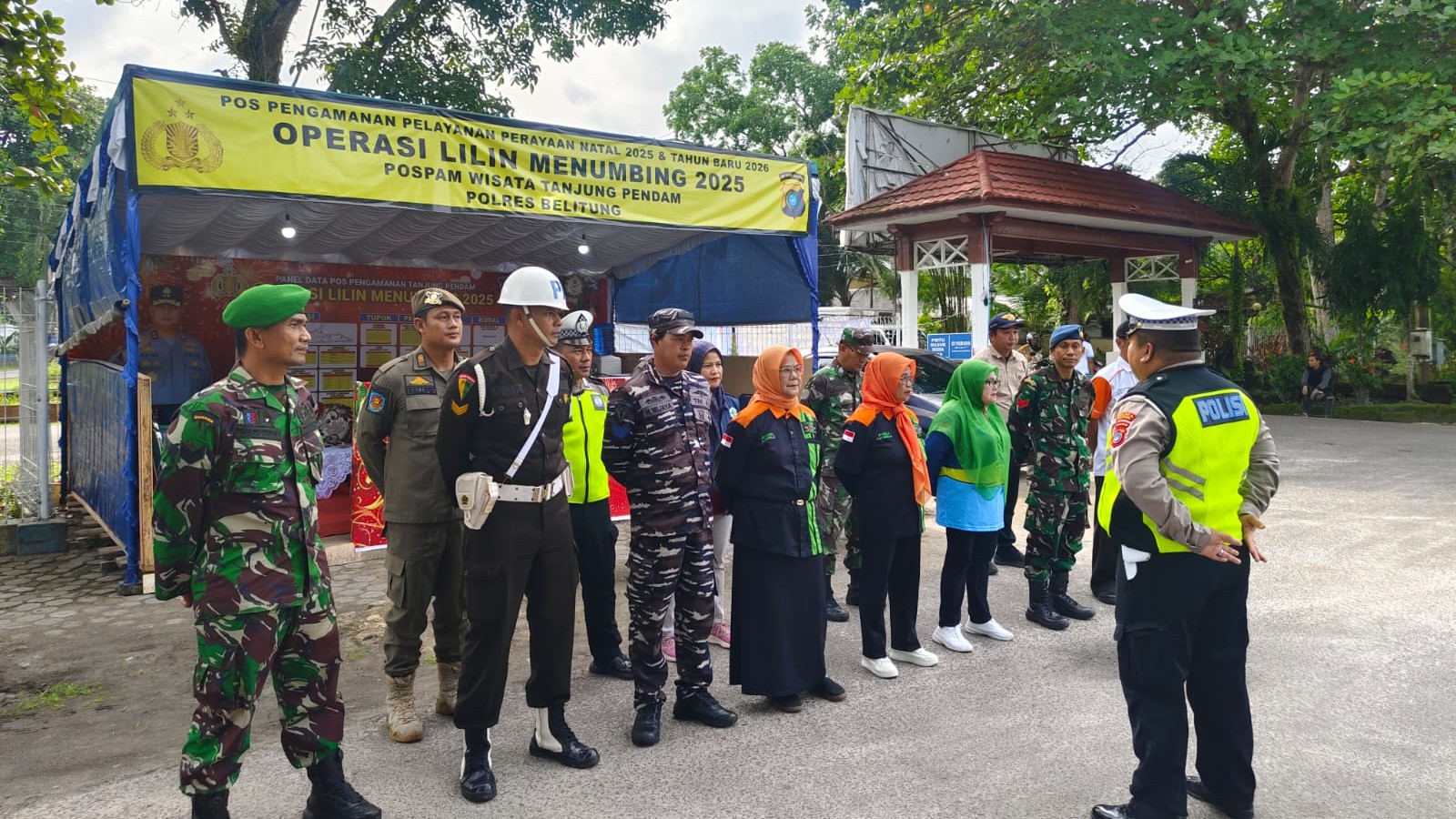 AddText_12-27-01.57.01 AddText 12 27 01.57.01