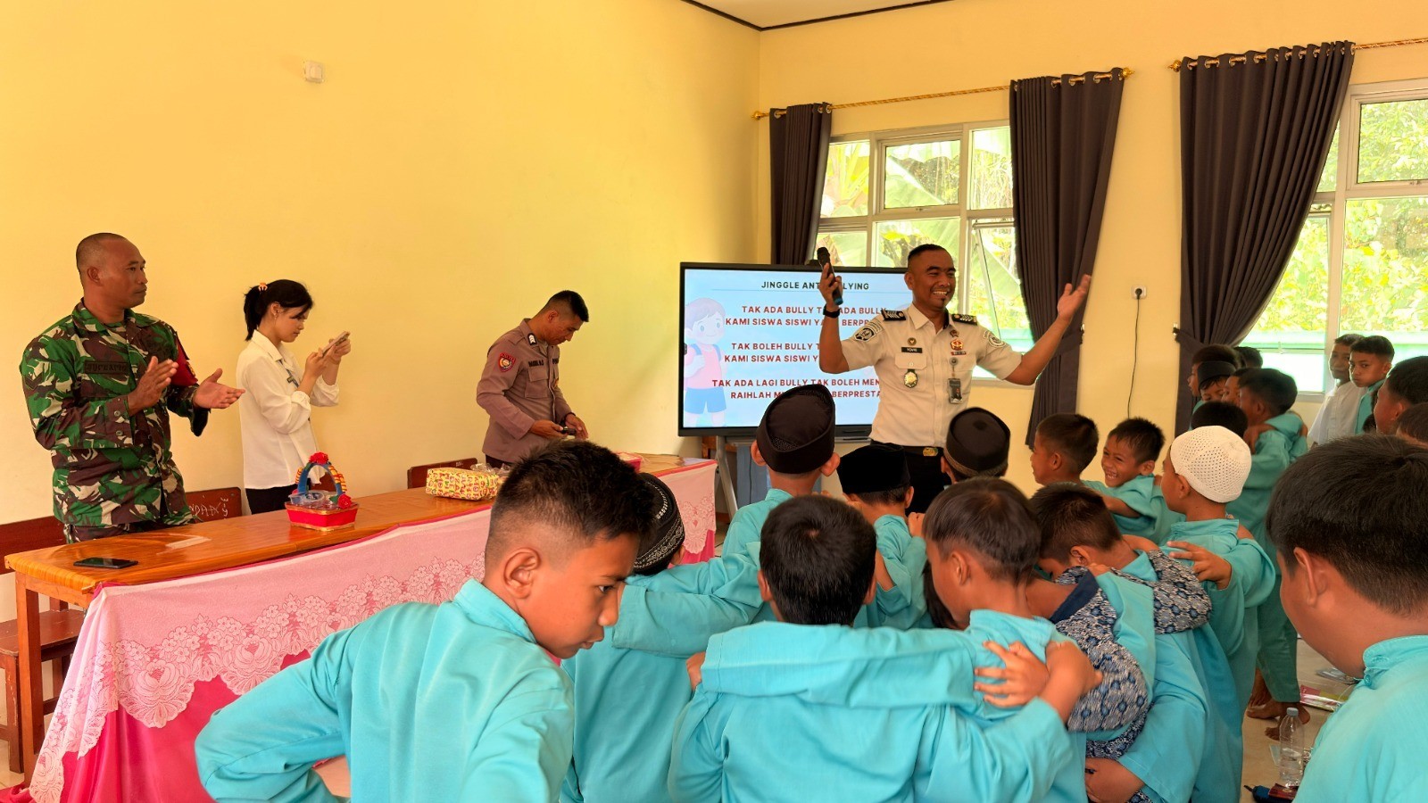 AddText 02 11 10.42.01