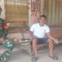 Babinsa Kopda Bintoro dari Koramil 414-05/Kelapa Kampit Jalin Silaturahmi Lewat Komsos dan Halal Bihalal di Desa Mentawak