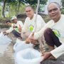 Merajut Ukhuwah di Alam Terbuka: Hangatnya Halal Bihalal hingga Tabur Benih Ikan Nila di De Membarongan Sidjoek