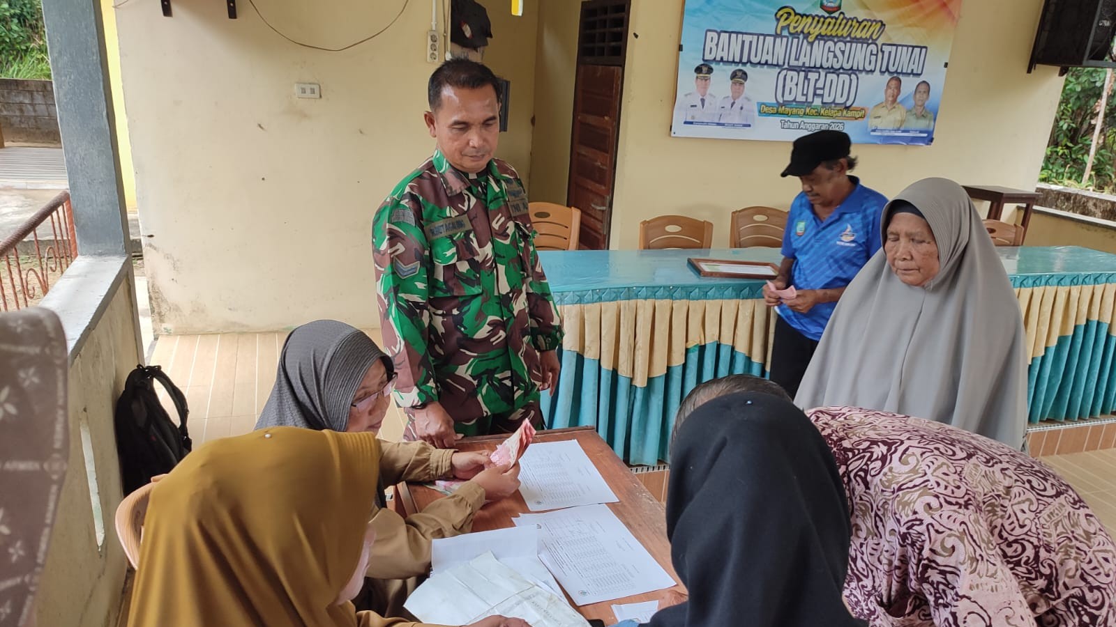 AddText 04 06 12.38.48