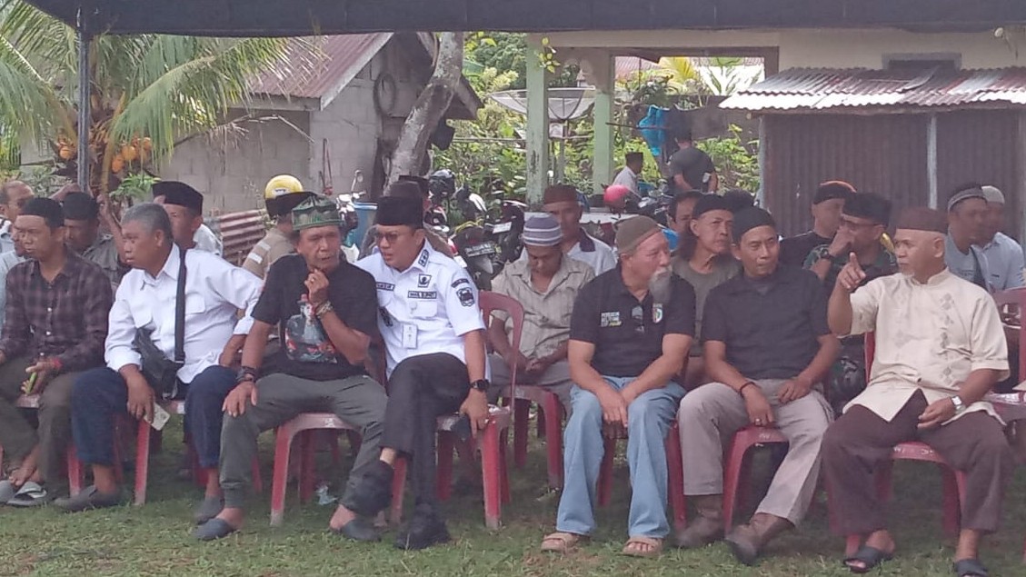Ratusan Pelayat Iringi Kepergian Bang Sidik, Penyanyi Legend Musik Belitung yang Abadi dalam Kenangan 7 AddText 04 15 10.17.04