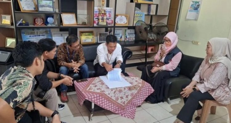 AddText 04 30 09.05.23